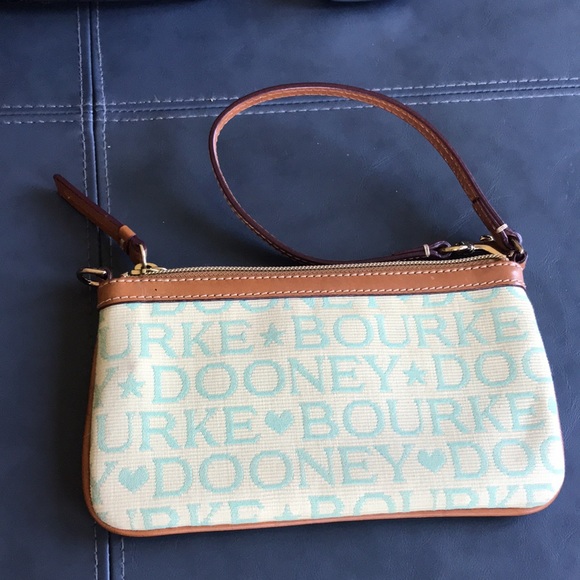 Dooney & Bourke Clutch purse - Picture 2 of 6